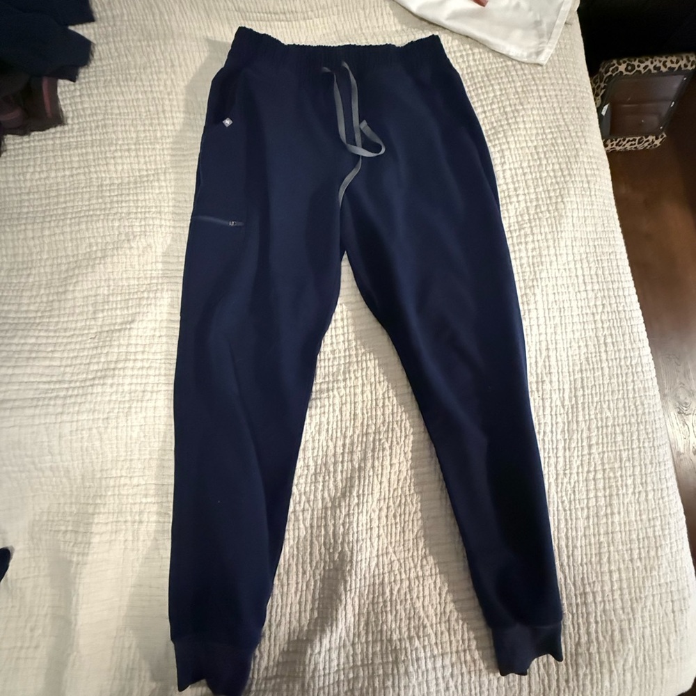 Women’s medium figs